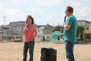 Sharing testimonies to the community in Paraíso